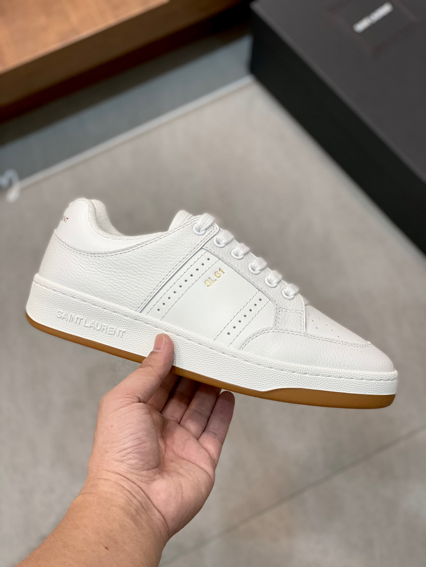 [Saint Laurent] 생로랑 SL61 로우탑 스니커즈 남성용