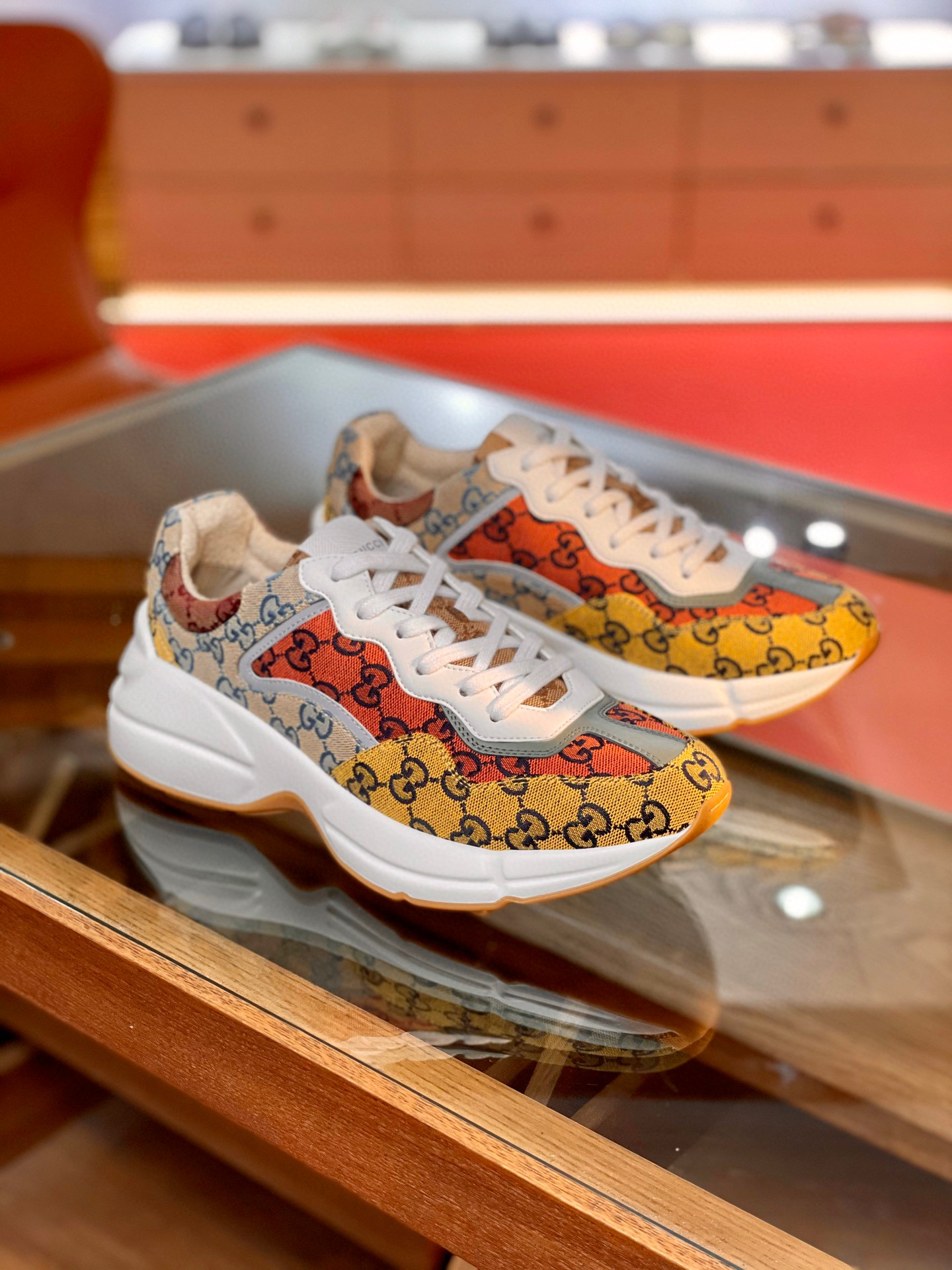 [GUCCI] 구찌 GG 수프림 라이톤 멀티/화이트 남녀공용