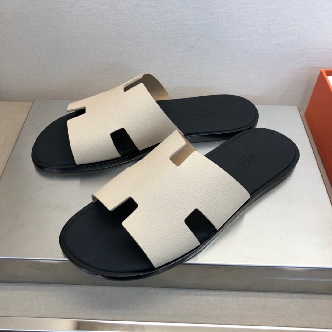 [HERMES] 에르메스 이즈미르 샌들 남성용