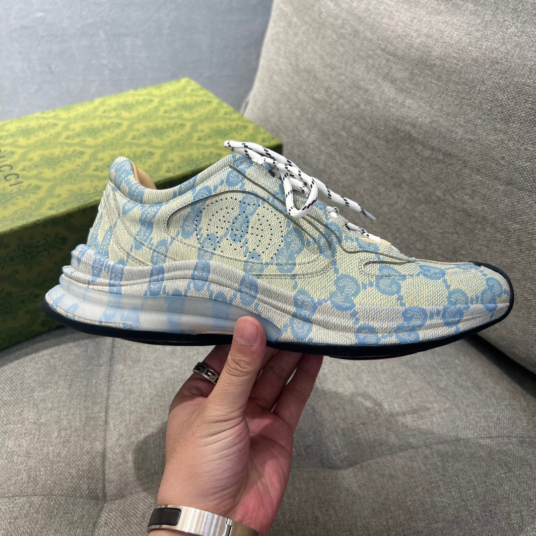 [GUCCI] 구찌 런 스니커즈 남녀공용