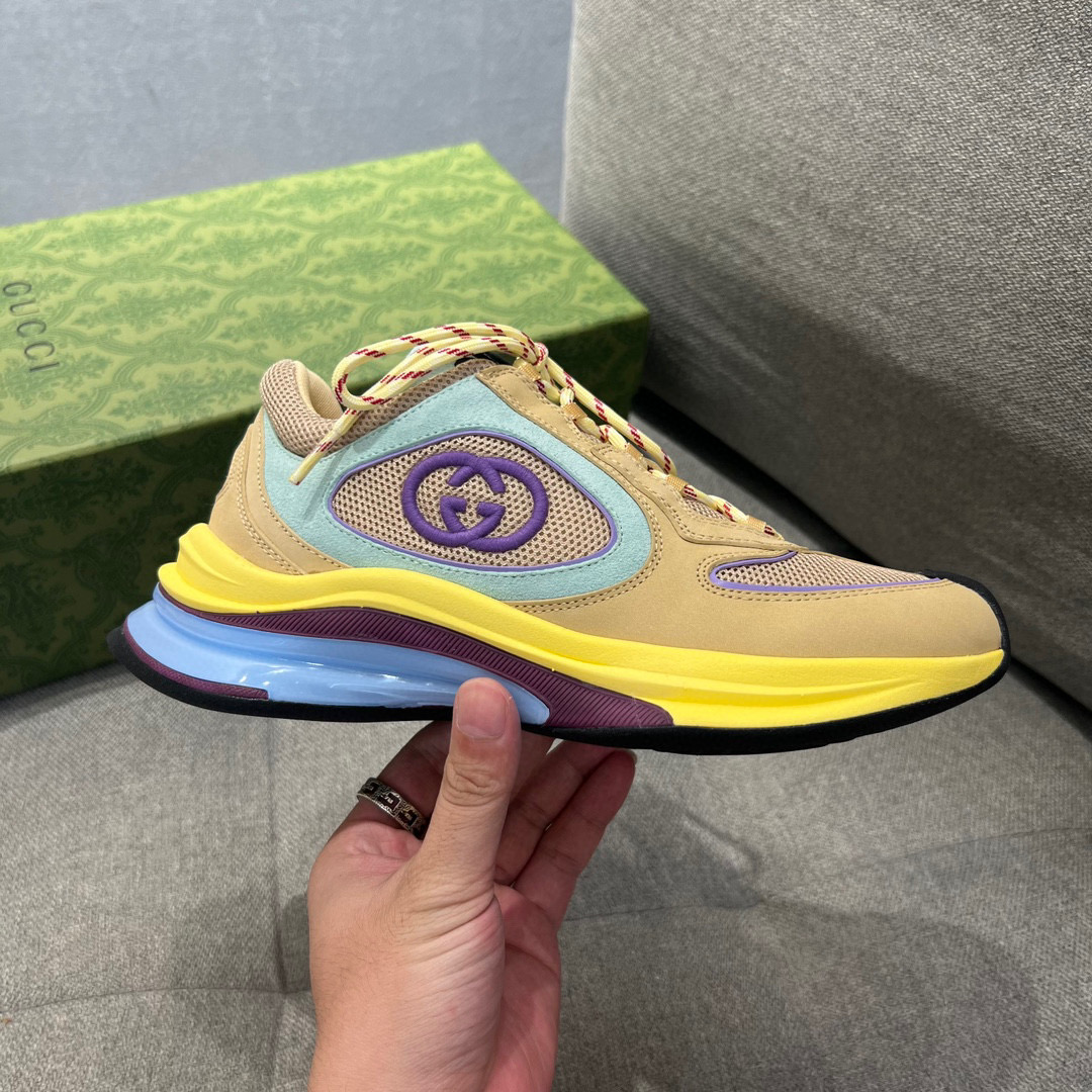 [GUCCI] 구찌 런 스니커즈 남녀공용
