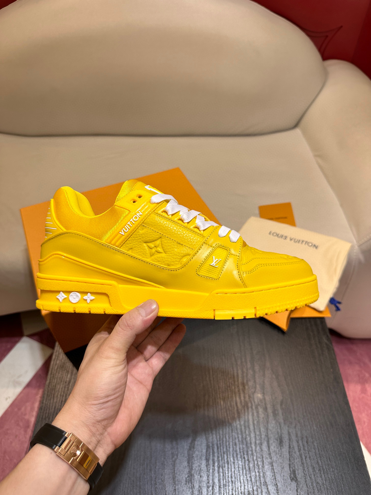 [LOUIS VUITTON] 루이비통 LV 트레이너 모노그램 스니커즈 남성용