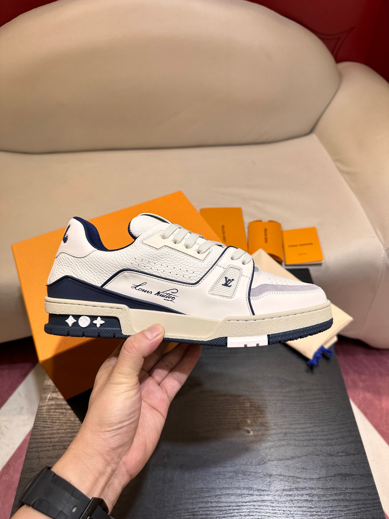 [LOUIS VUITTON] 루이비통 LV 트레이너 버질아블로 스니커즈 남녀공용