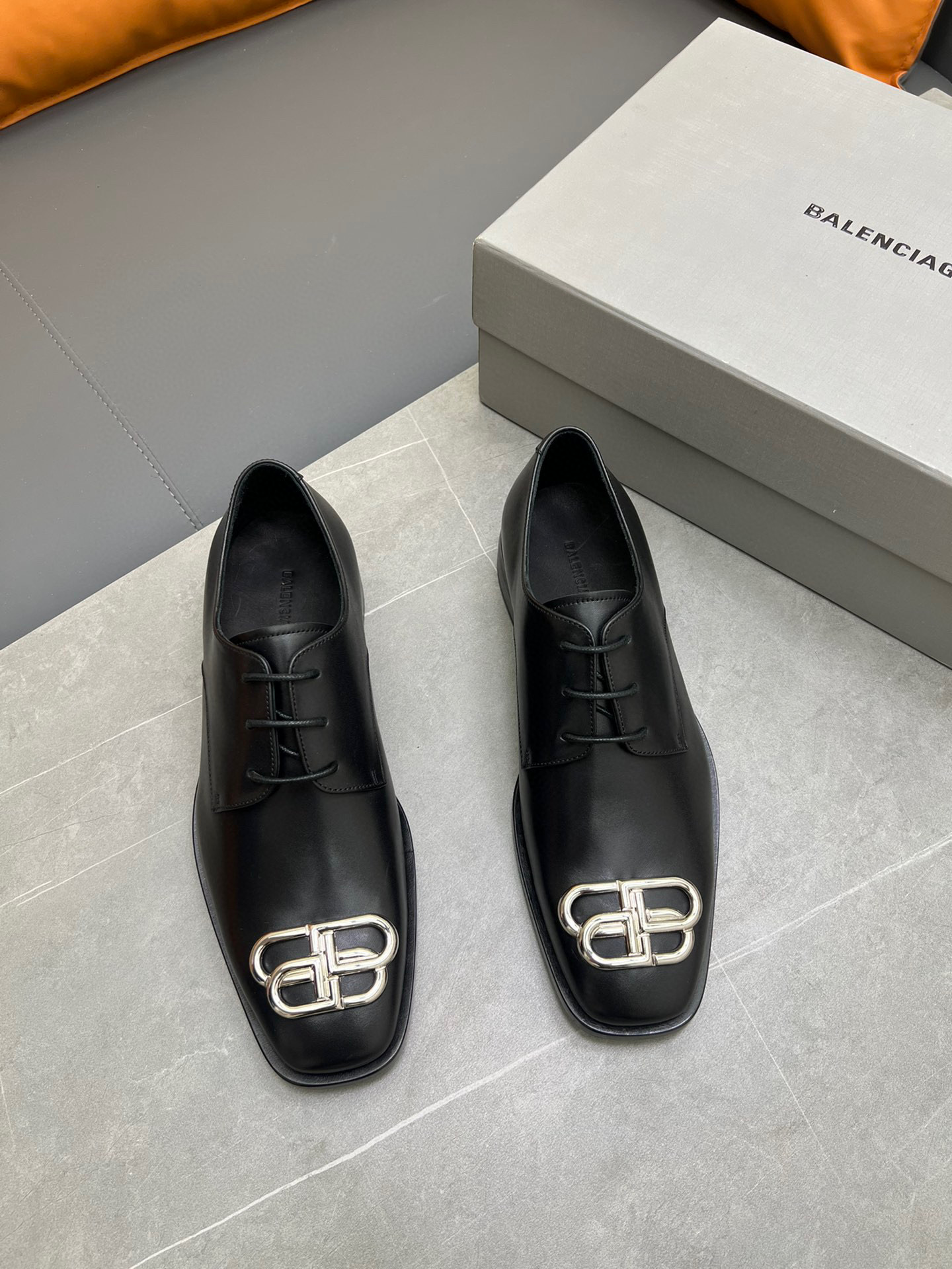 [BALENCIAGA] 발렌시아가 BB 아이콘 구두 남성용