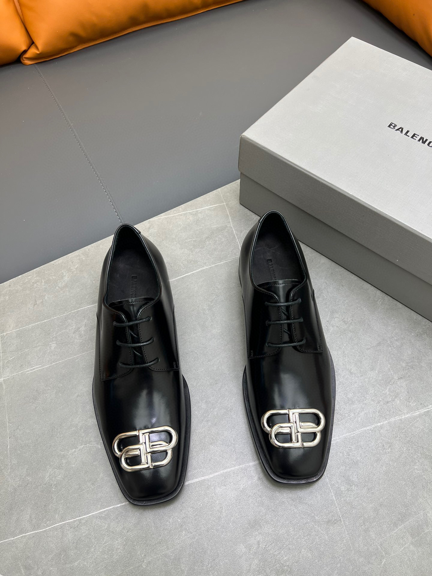 [BALENCIAGA] 발렌시아가 BB 아이콘 구두 남성용