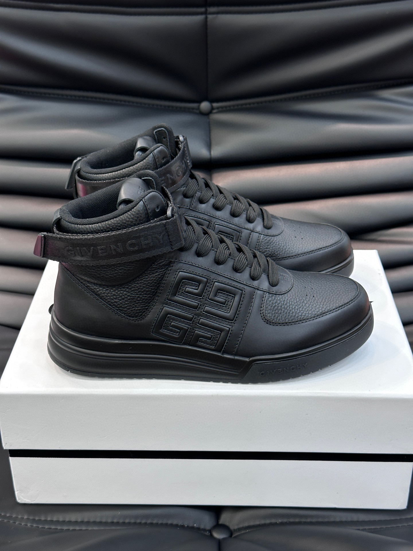 [GIVENCHY] 지방시 스니커즈 하이 남성용