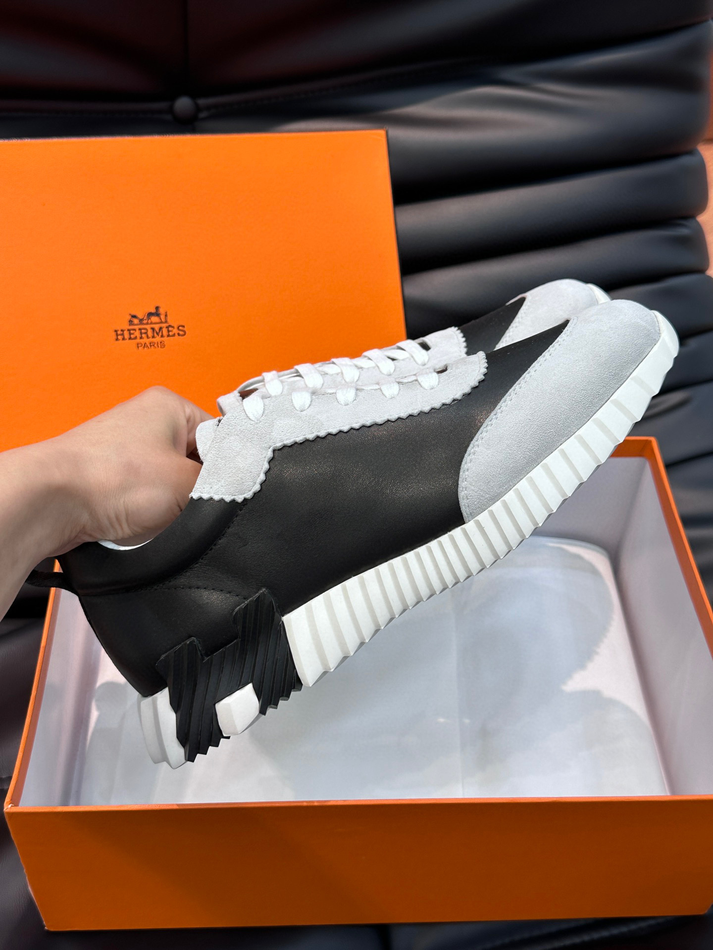 [HERMES] 에르메스 바운싱 레더 스니커즈 남성용