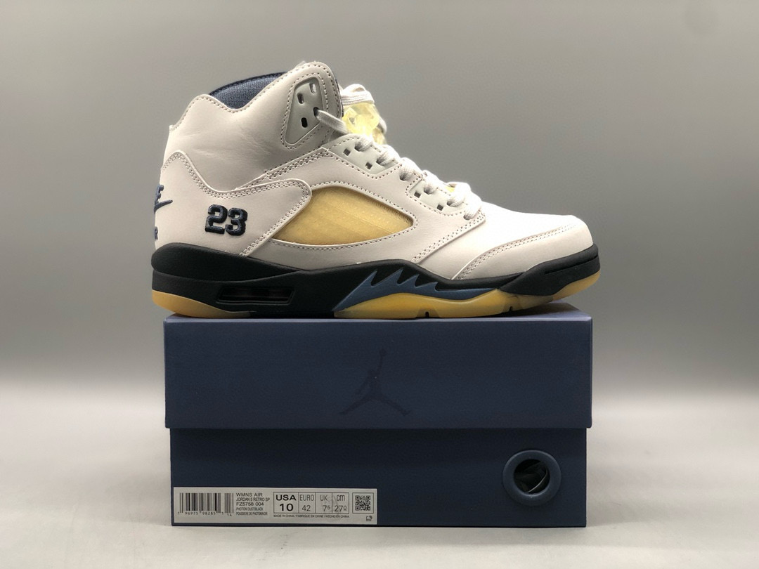 [AIR JORDAN] 아 마 마니에르 x 에어조던5 포톤 더스트 우먼스 FZ5758-004 남성용