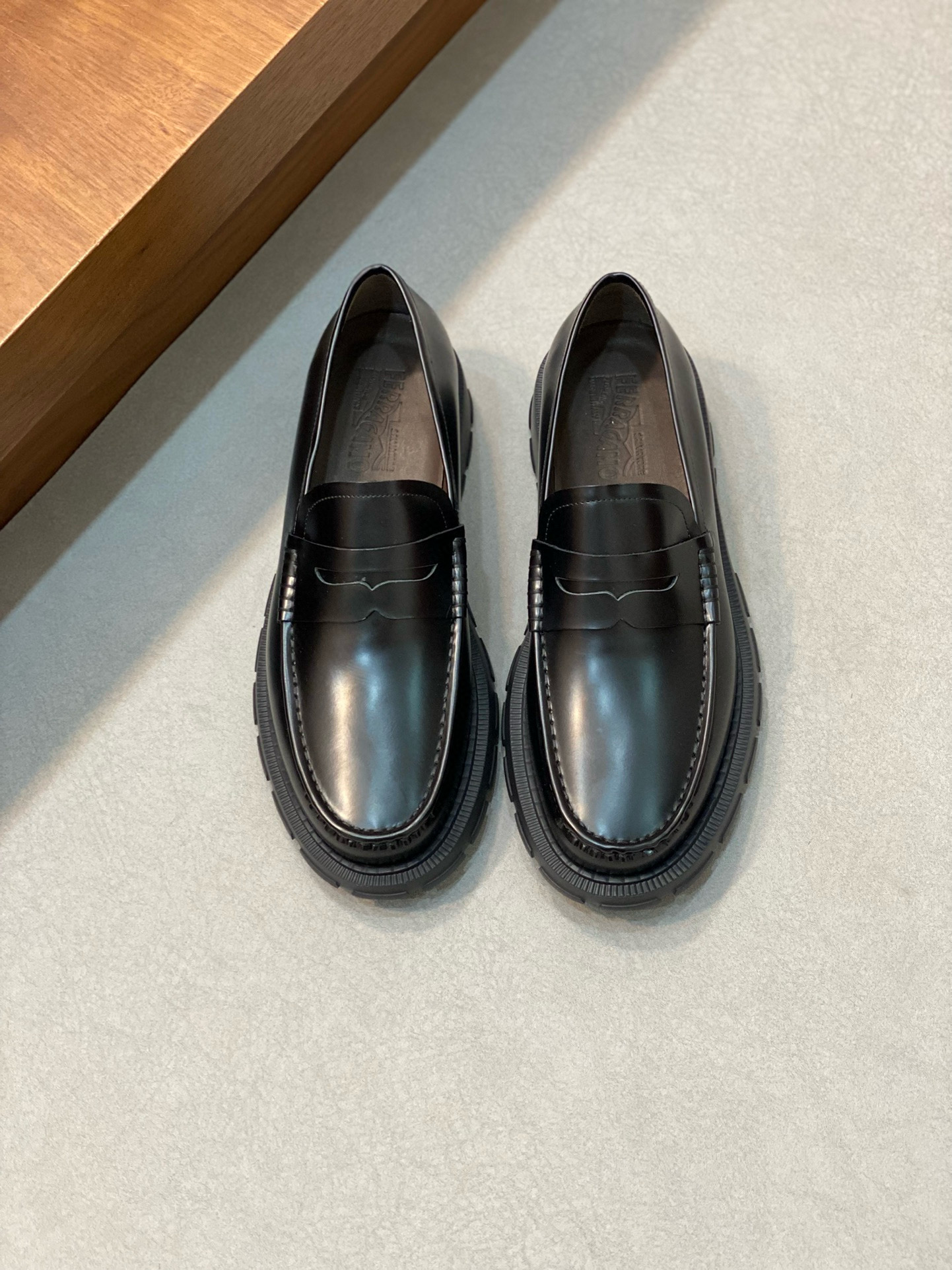 [FERRAGAMO] 페레가모 로퍼 구두 남성용