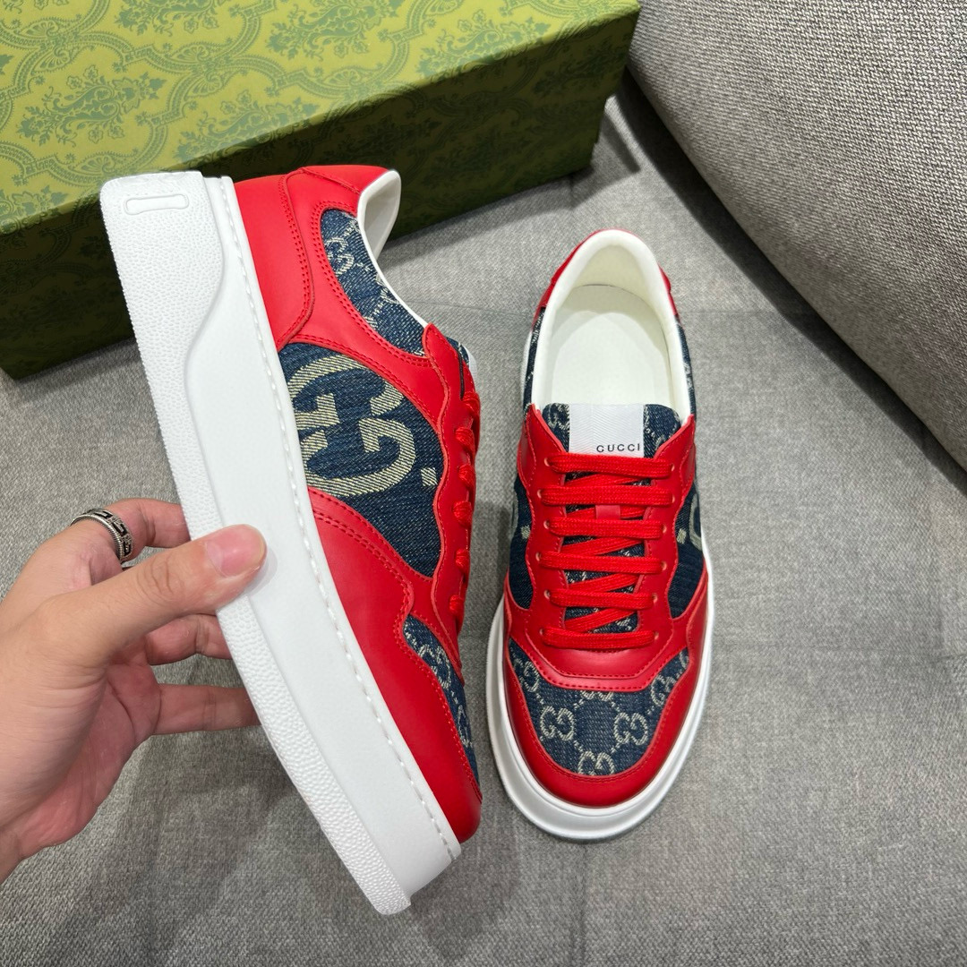 [GUCCI] 구찌 GG 엠보스 스니커즈 남녀공용
