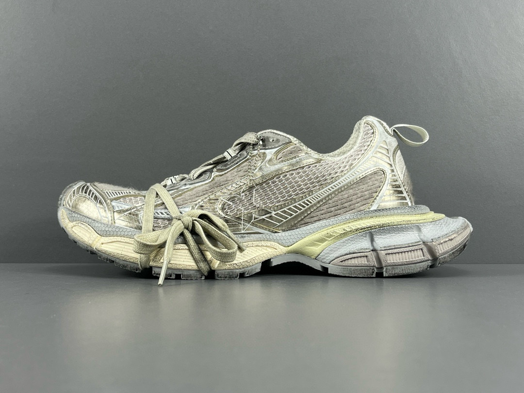 [BALENCIAGA] 발렌시아가 3XL 에그쉘 남녀공용 (X공장)