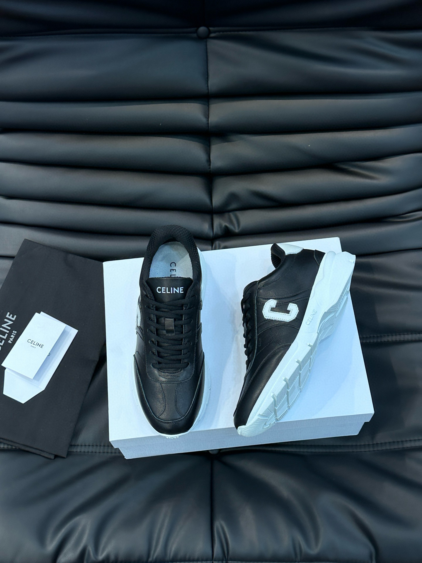 [CELINE] 셀린느 러너 CR-01 로우탑 스니커즈 남녀공용