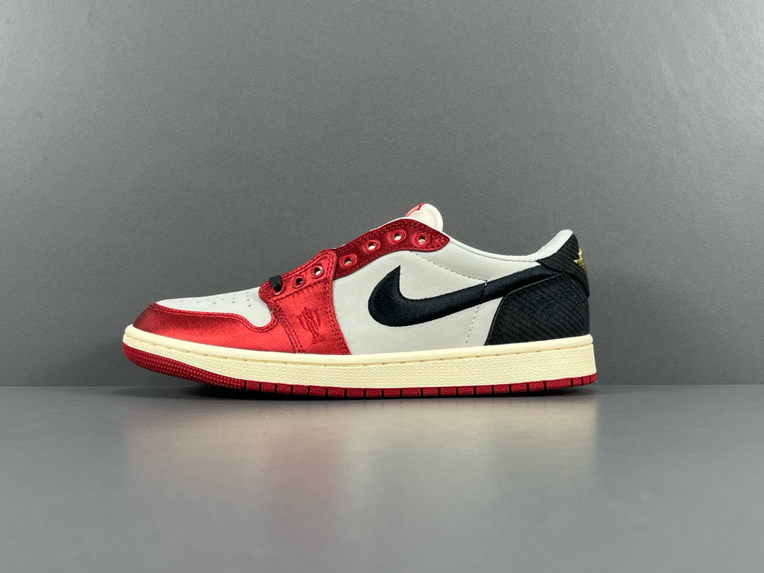 [AIR JORDAN] 에어조던1 x 트로피 룸 레트로 로우 OG SP 세일 바시티 레드 FN0432-100 남성용 (DG공장)
