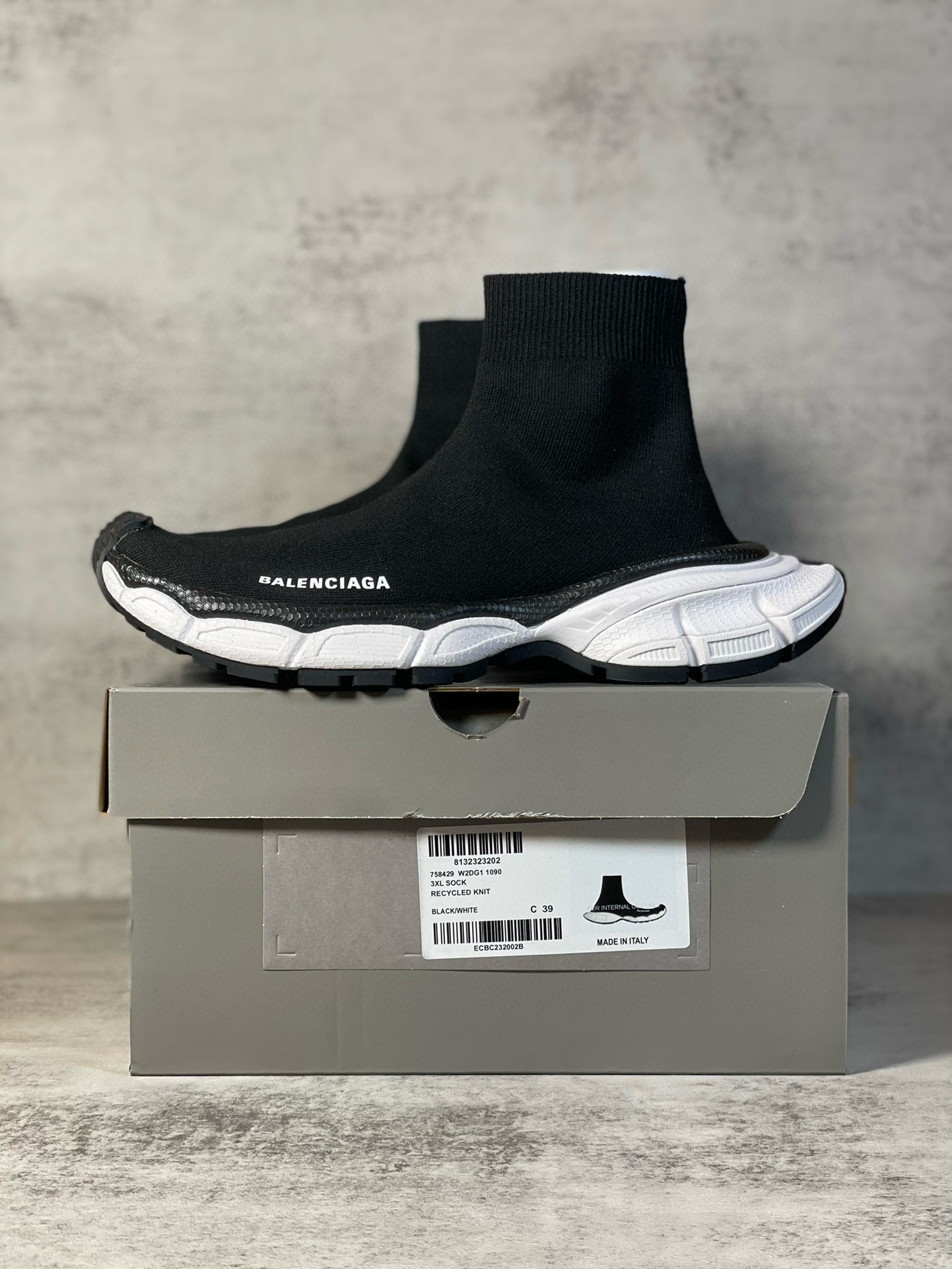 [BALENCIAGA] 발렌시아가 스피드러너 3XL SOCK 재생 니트 블랙 화이트 남녀공용 (OK공장)