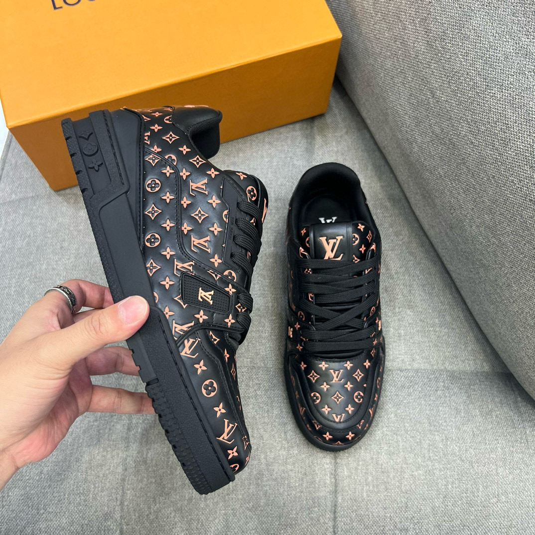 [LOUIS VUITTON] 루이비통 LV 트레이너 모노그램 스니커즈 남성용