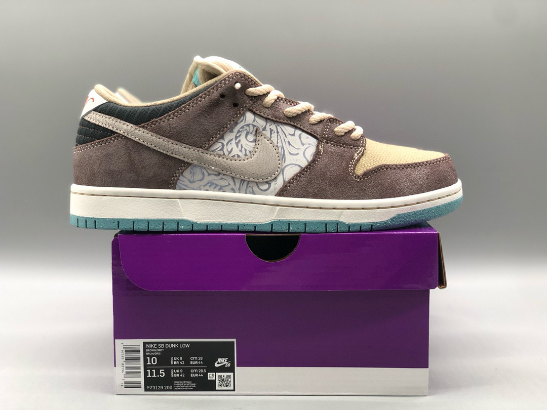 [NIKE] 나이키 SB 덩크 로우 프로 빅 머니 세이빙 FZ3129-200 남녀공용