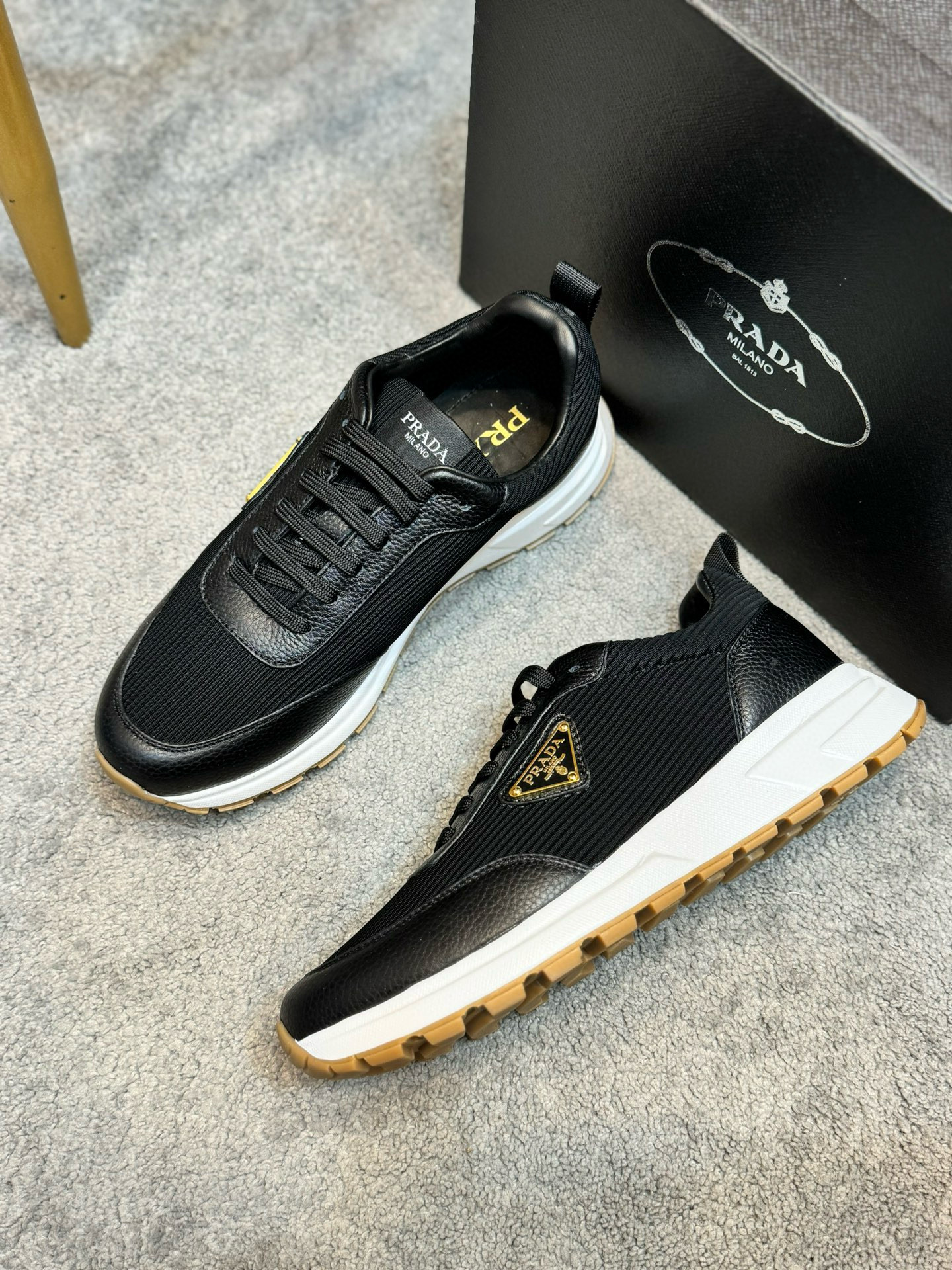 [PRADA] 프라다 스니커즈 남성용