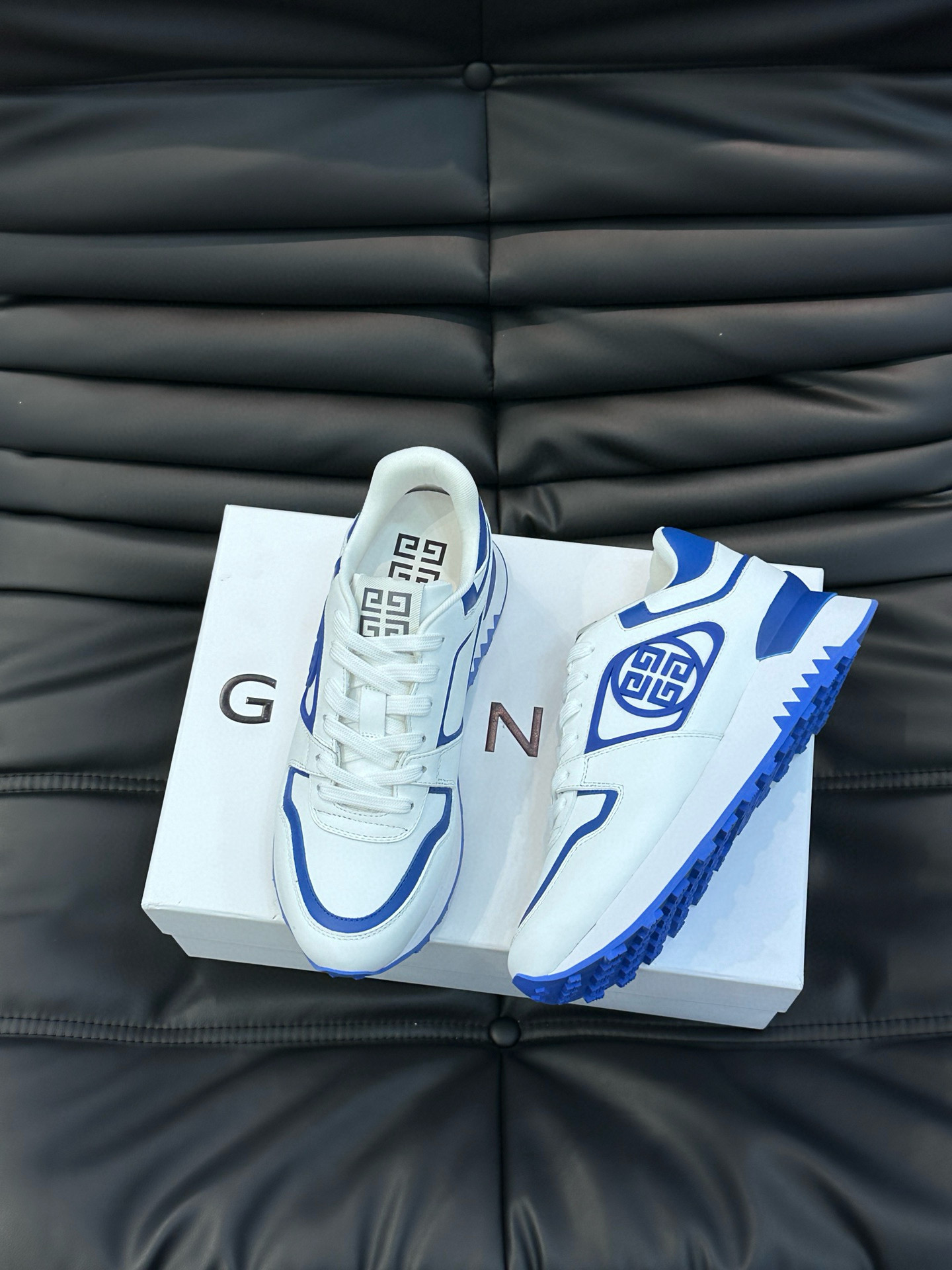 [GIVENCHY] 지방시 스니커즈 남성용