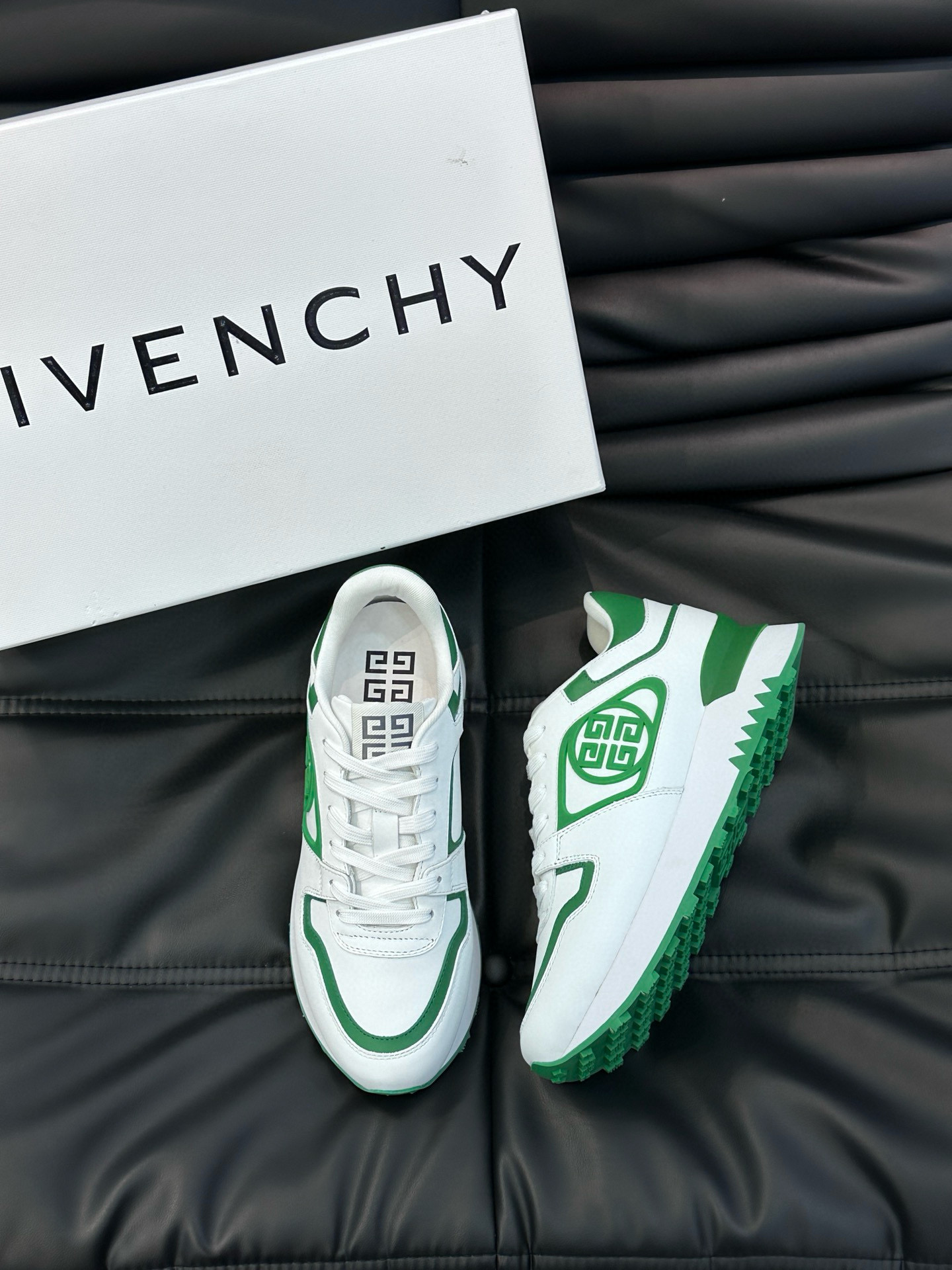 [GIVENCHY] 지방시 스니커즈 남성용