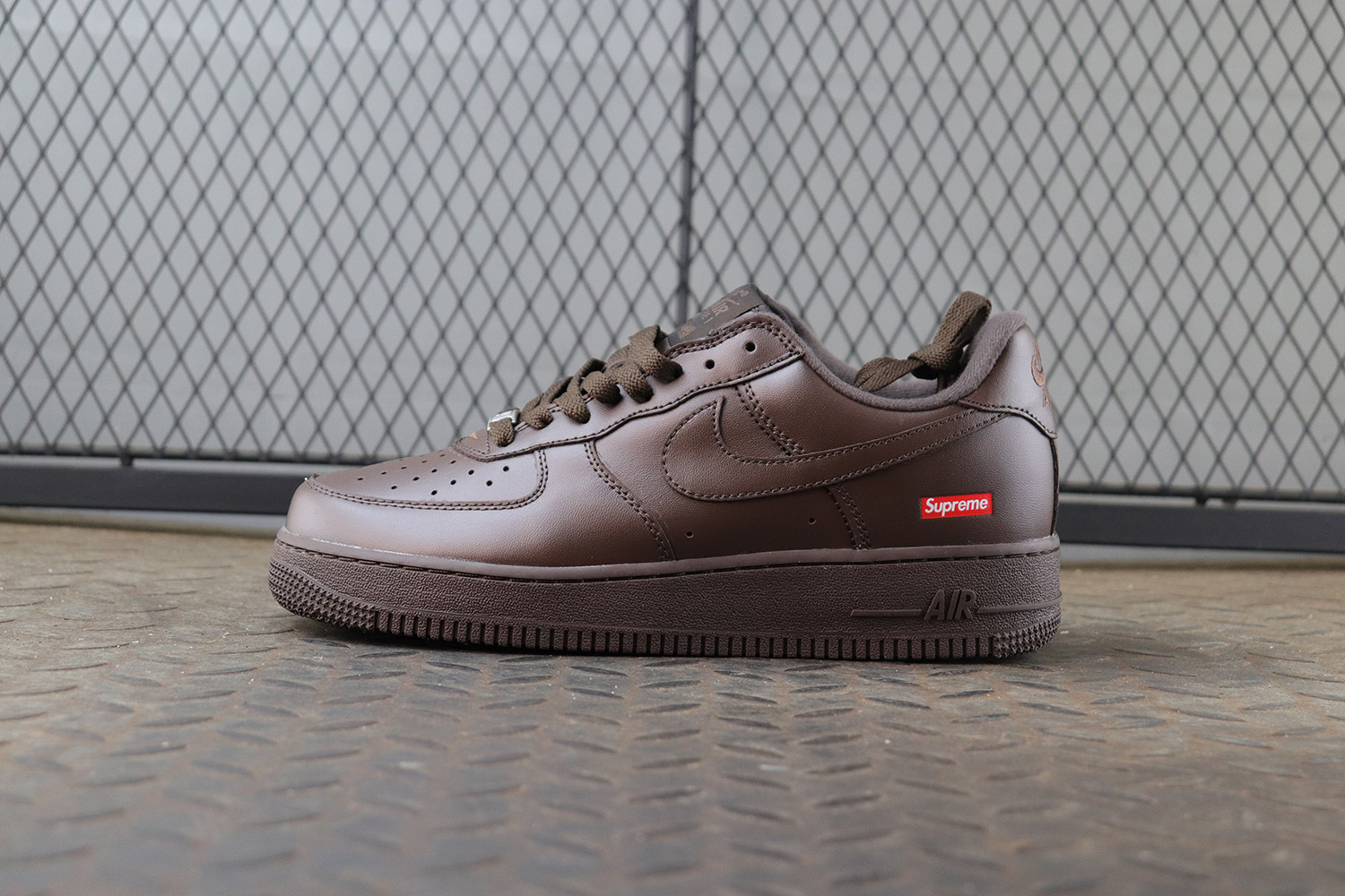 [NIKE] 나이키 x 슈프림 에어포스1 로우 바로크 브라운 CU9225-200 남녀공용 (OWF공장)