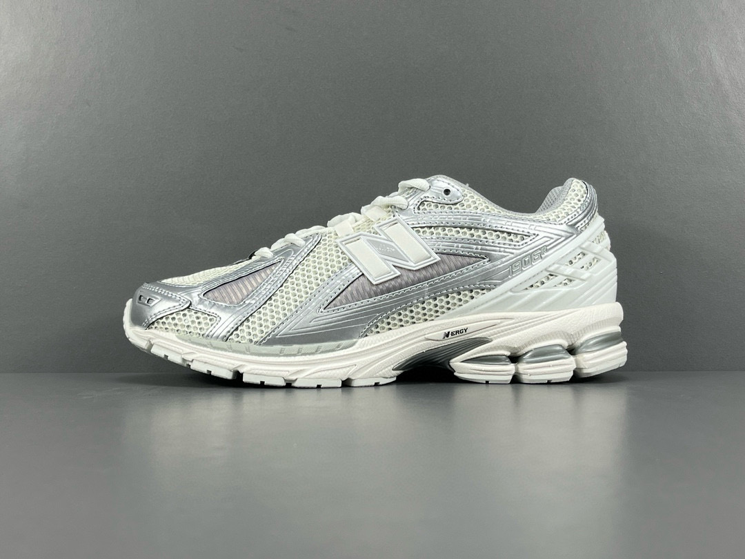 [New Balance] 뉴발란스 1906R 얼반코어 실버 M1906RCB 남녀공용