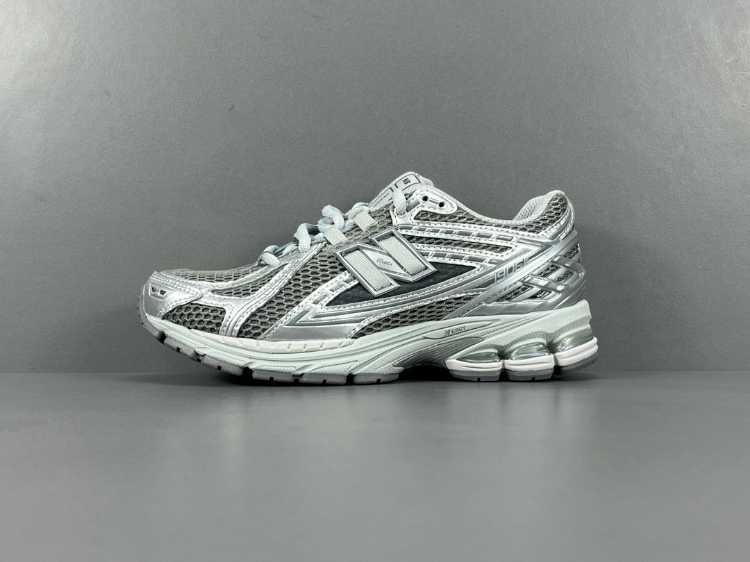 [New Balance] 뉴발란스 1906R 하버 그레이 실버 메탈릭 M1906REH 남녀공용