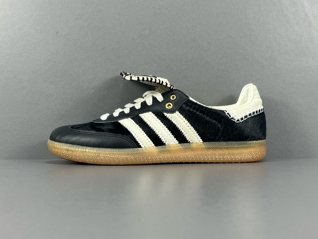 [ADIDAS] 아디다스 x 웨일스 보너 포니 토널 삼바 코어 블랙 크림 화이트 IE0580 남녀공용