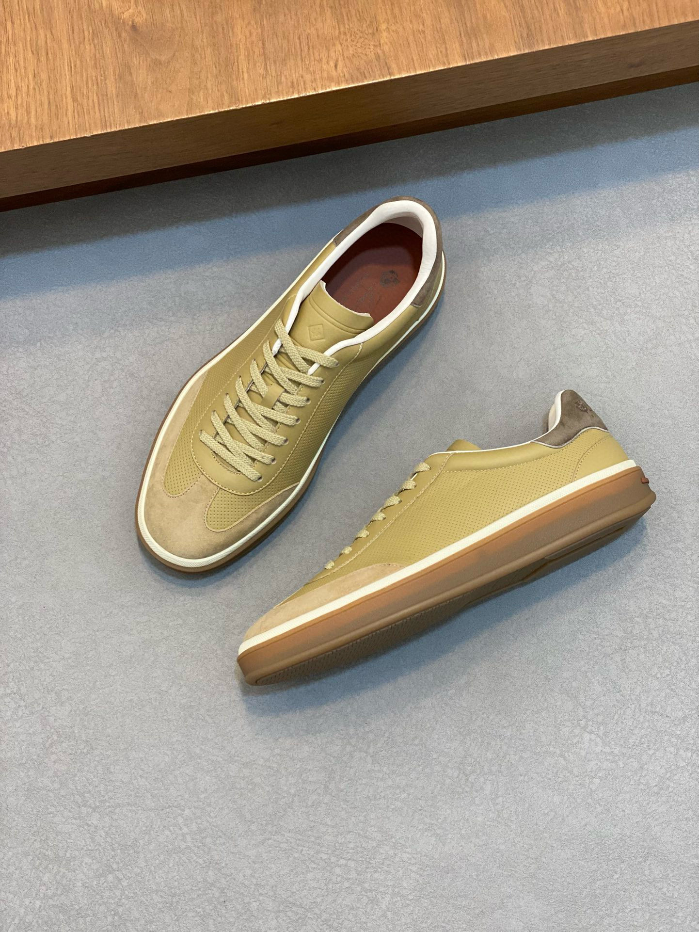 [Loro Piana] 로로피아나 스니커즈 남성용