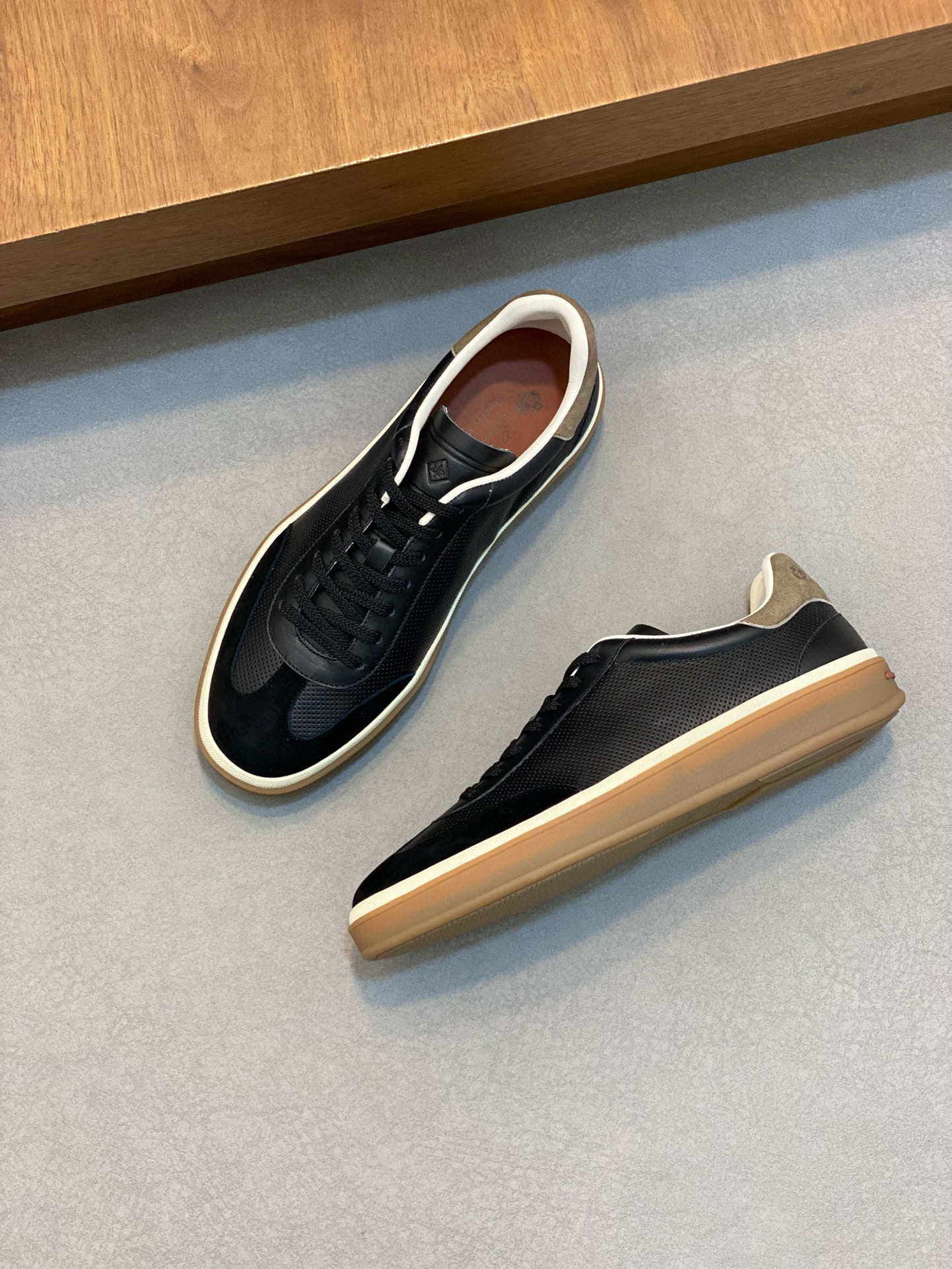 [Loro Piana] 로로피아나 스니커즈 남성용