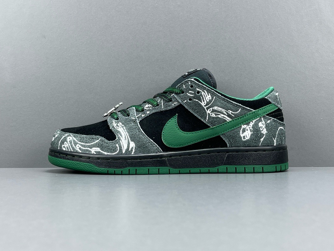 [NIKE] 데어 스케이트보드 x 나이키 SB 덩크 로우 HF7743-001 남녀공용