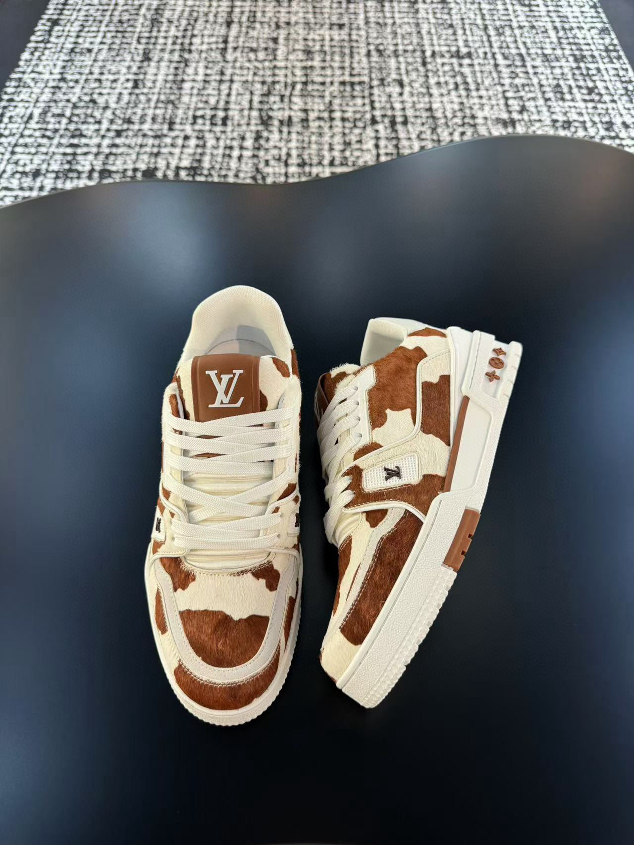 [LOUIS VUITTON] 루이비통 LV 트레이너 버질아블로 스니커즈 남녀공용