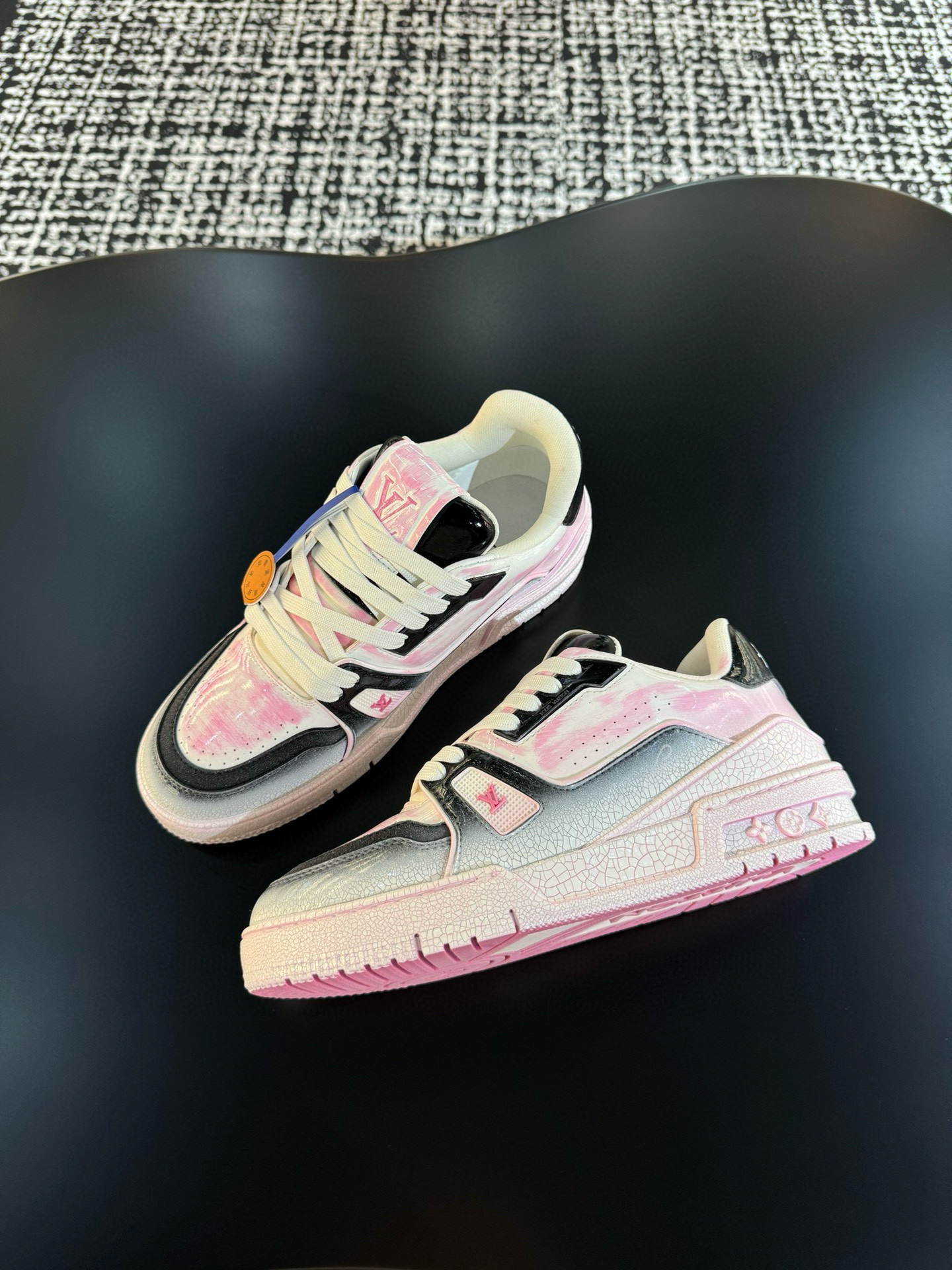 [LOUIS VUITTON] 루이비통 LV 트레이너 스니커즈 남녀공용