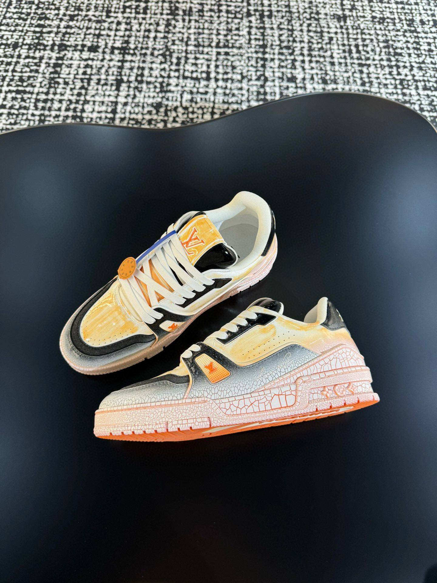 [LOUIS VUITTON] 루이비통 LV 트레이너 스니커즈 남녀공용