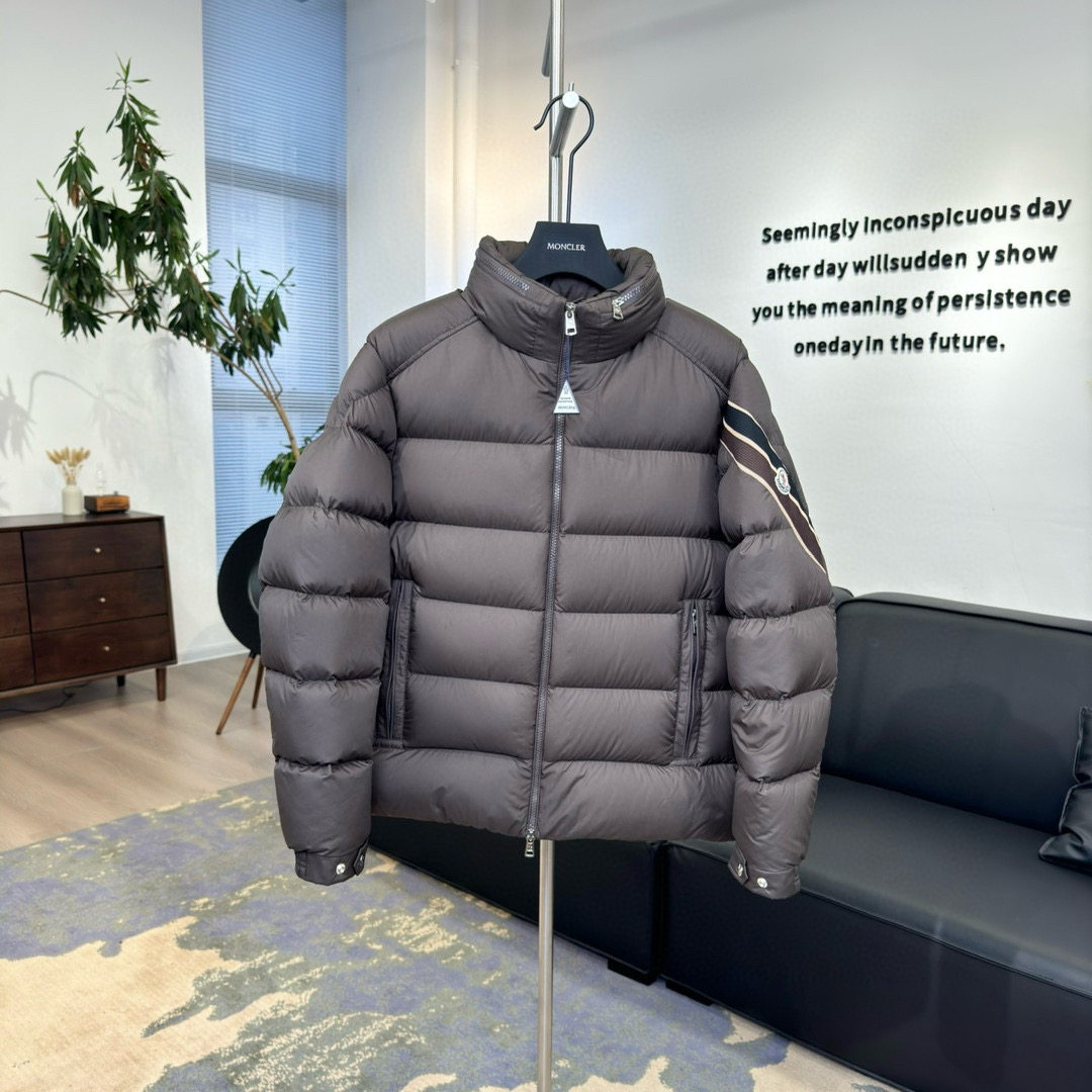 [MONCLER] 몽클레어 Solayan 후드 쇼트 다운 재킷 패딩 남성용