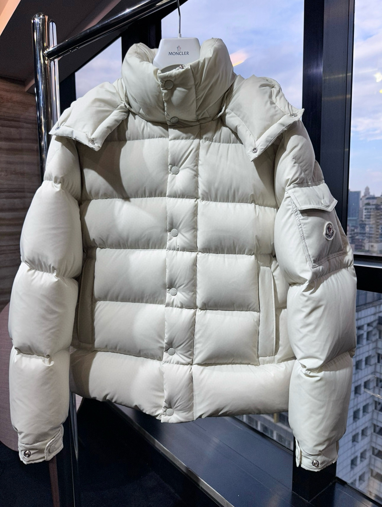 [MONCLER] 몽클레어 베제르 VEZERE 패딩 남성용