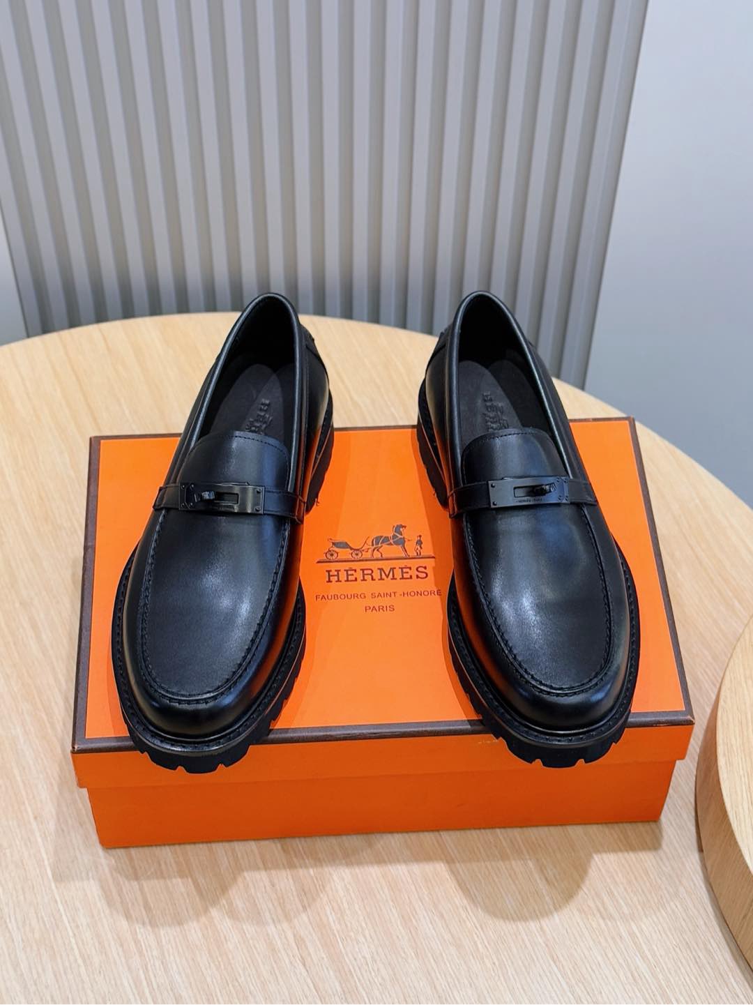 [HERMES] 에르메스 켈리 로퍼 구두 남성용