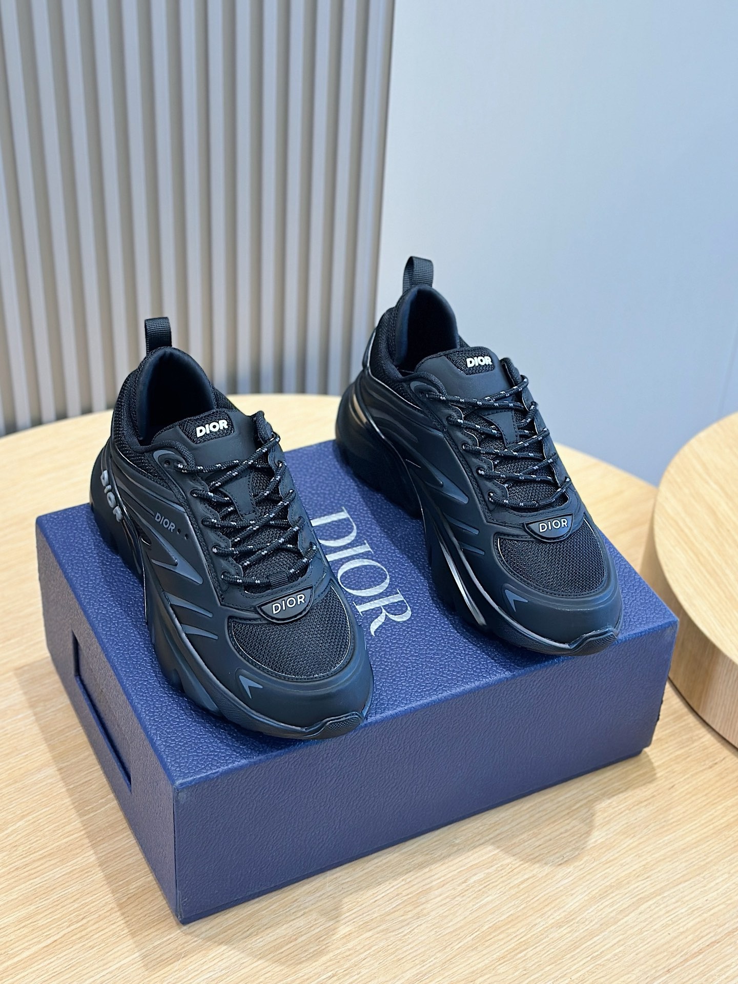 [DIOR] 디올 B44 블레이드 스니커즈 남성용