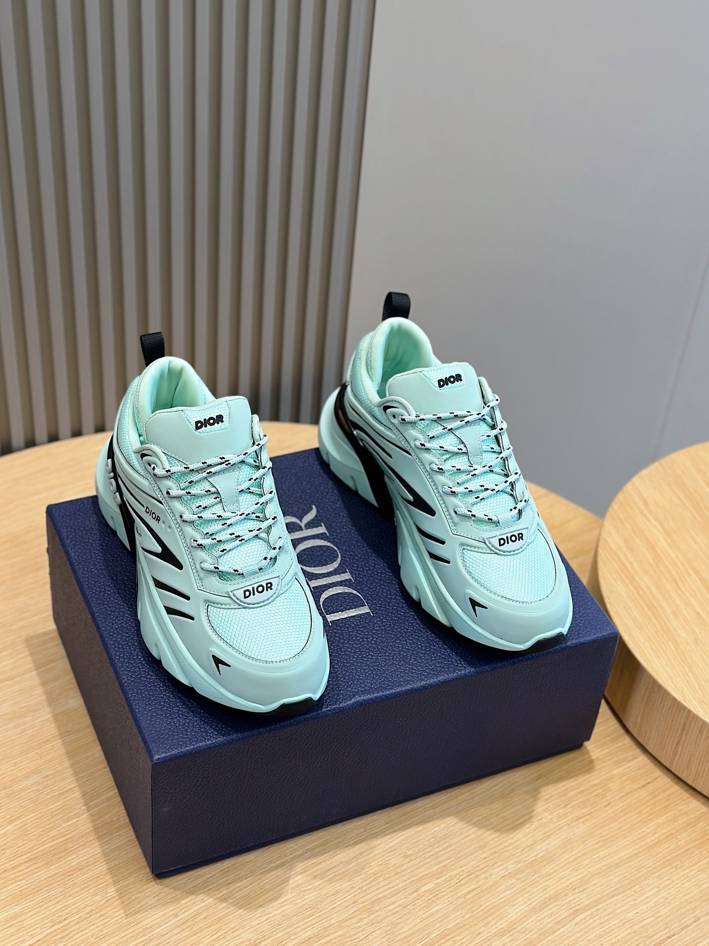 [DIOR] 디올 B44 블레이드 스니커즈 남성용