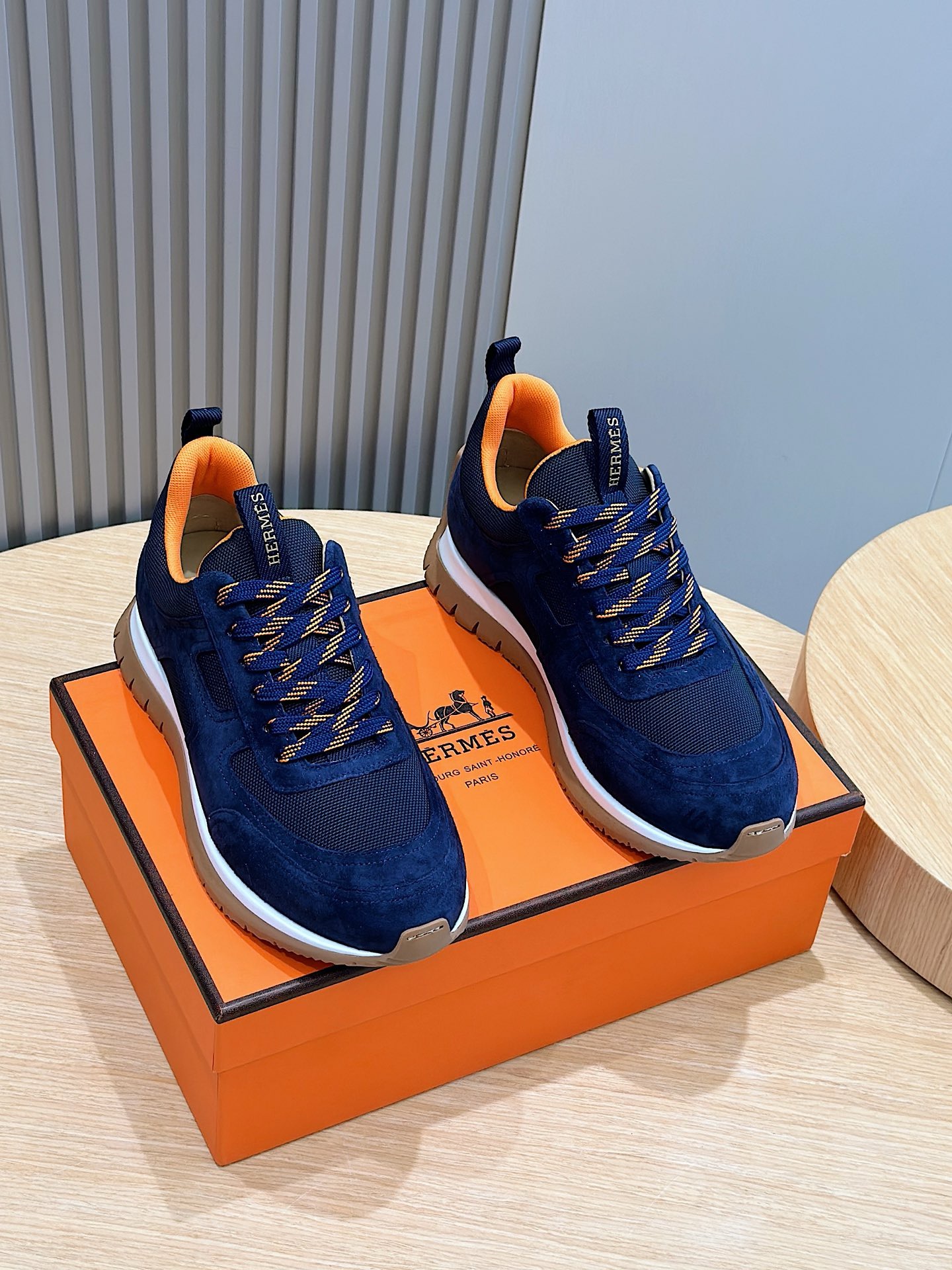 [HERMES] 에르메스 지미 스니커즈 남성용