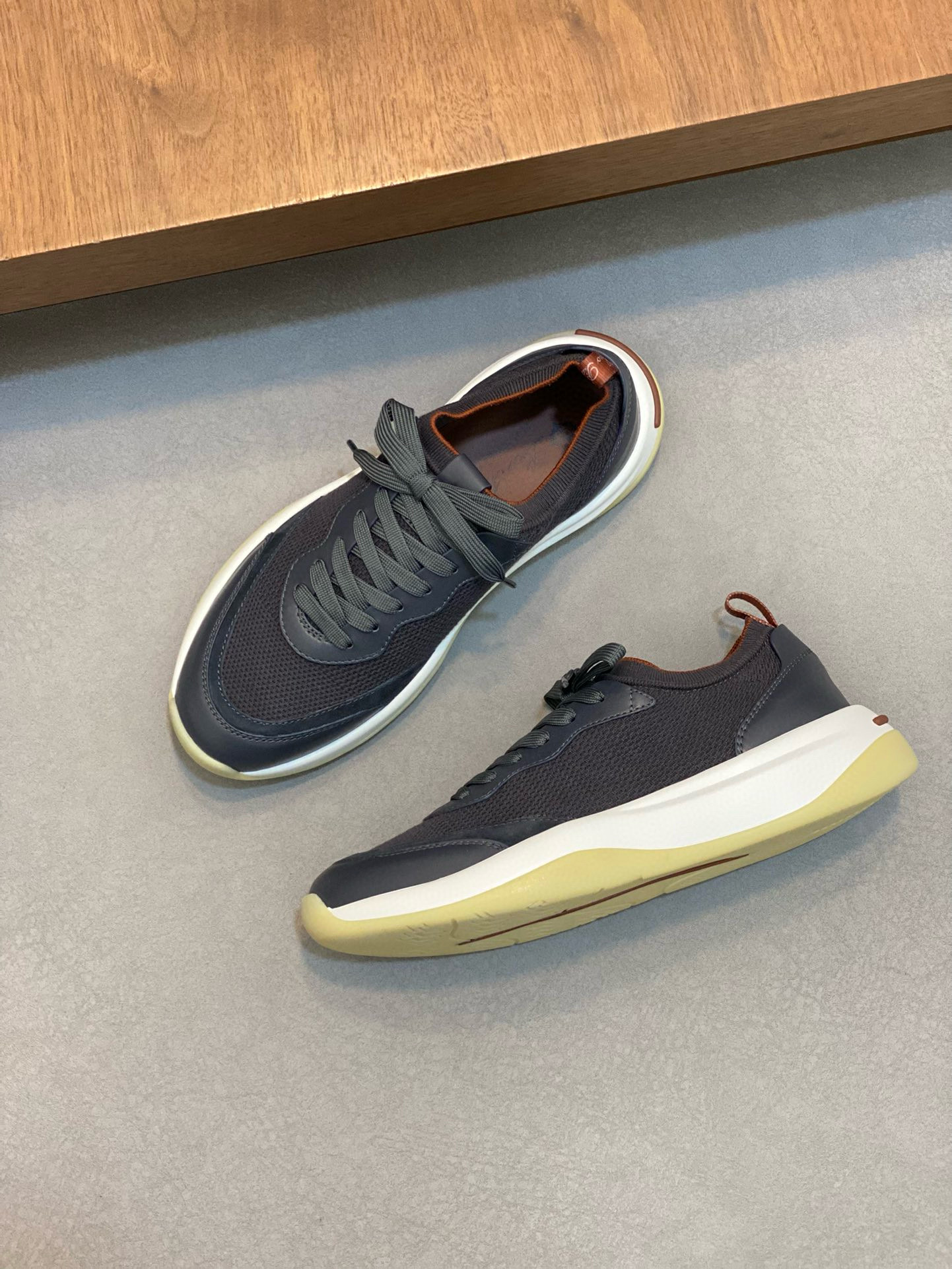 [Loro Piana] 로로피아나 워크 위시 스니커즈 남성용