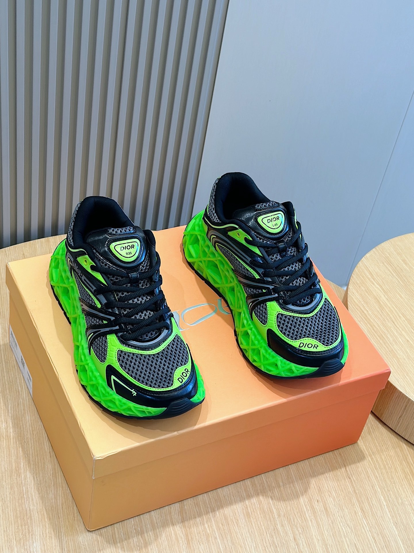 [DIOR] 디올 B35 NXT 스니커즈 남성용