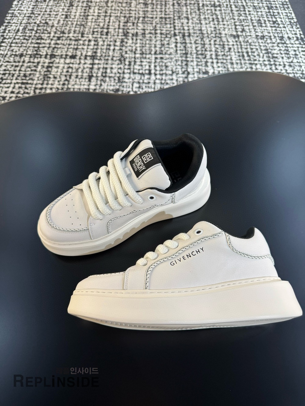 [GIVENCHY] 지방시 스니커즈 남성용