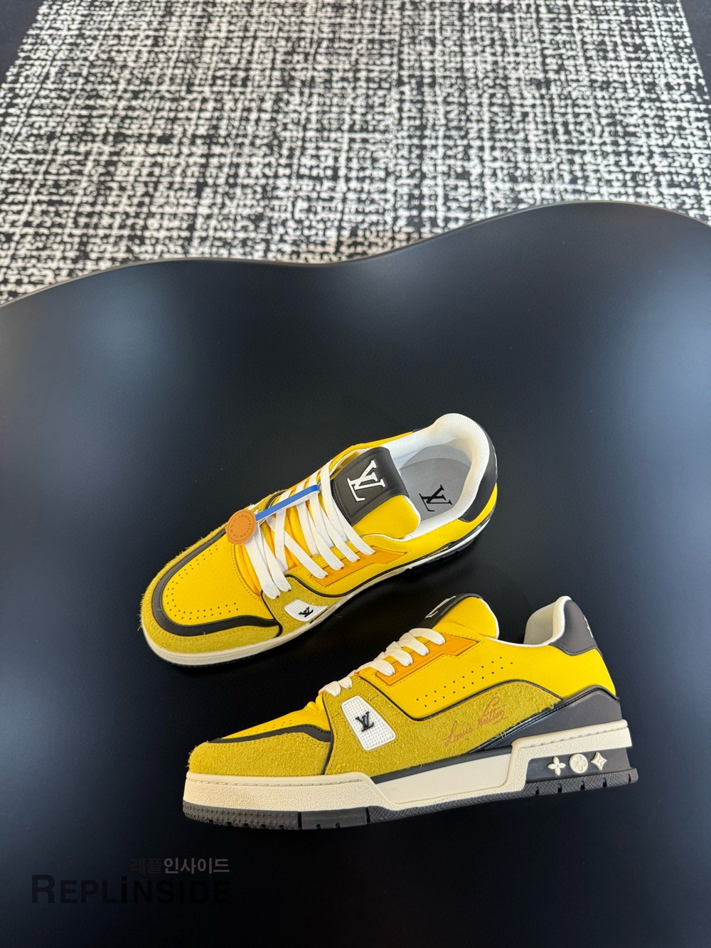 [LOUIS VUITTON] 루이비통 LV 트레이너 스니커즈 남성용