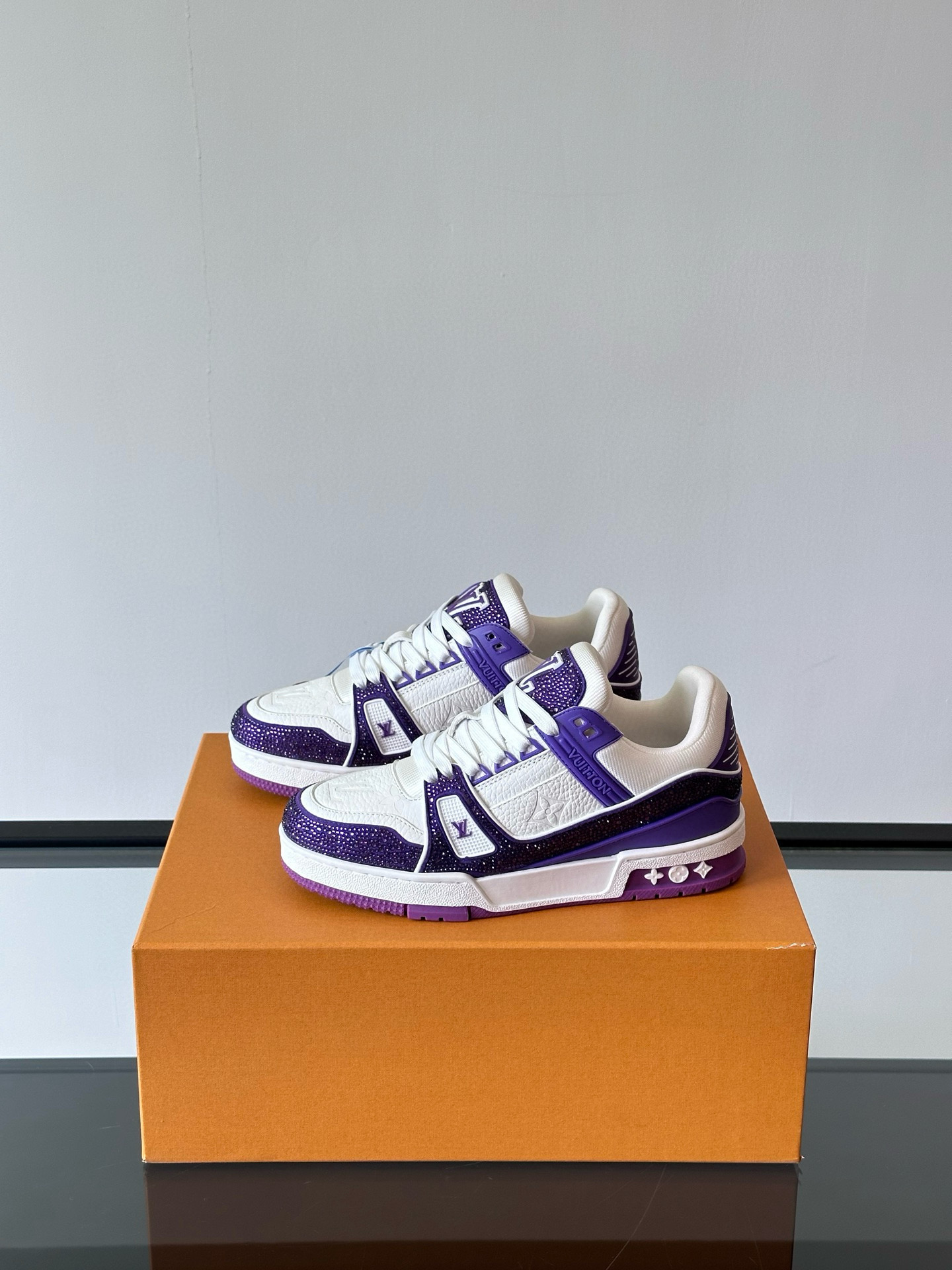 [LOUIS VUITTON] 루이비통 LV 트레이너 스니커즈 남녀공용