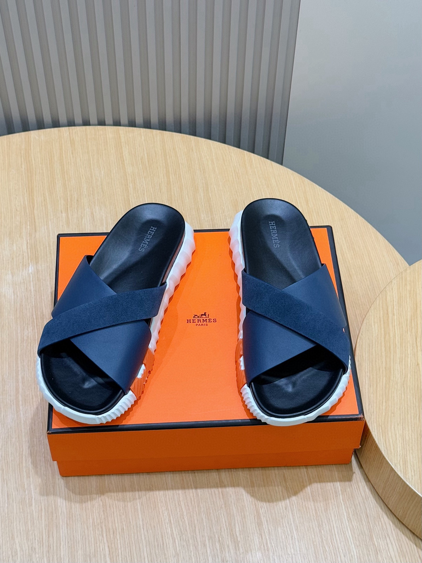 [HERMES] 에르메스 인프라 Infra 샌들 남성용