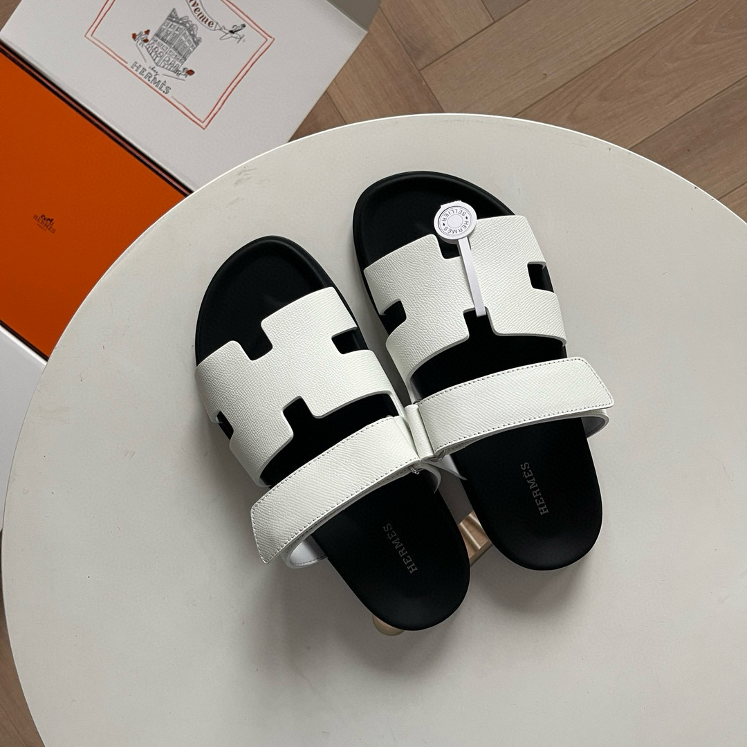 [HERMES] 에르메스 시프레 샌들 남녀공용