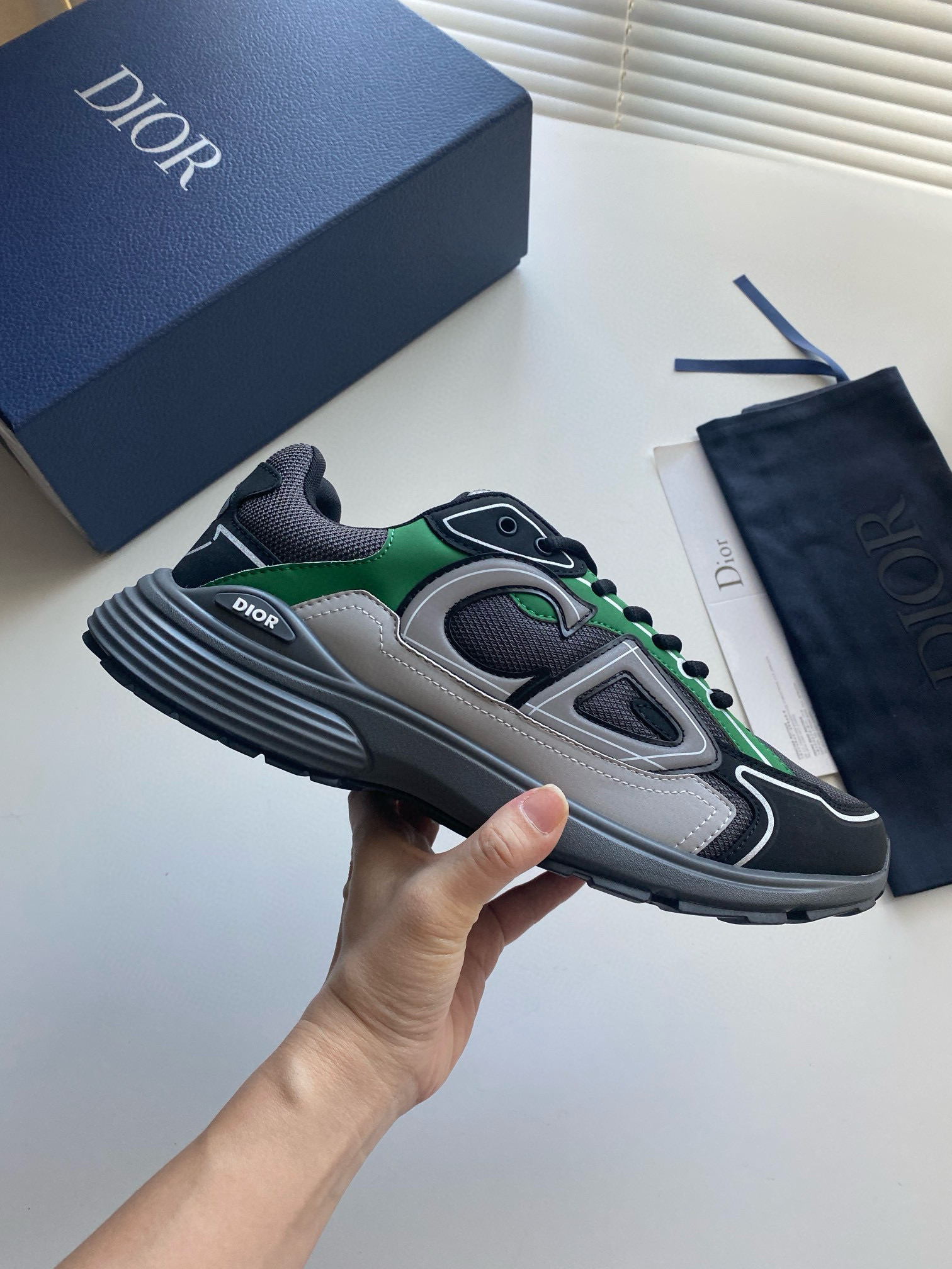 [DIOR] 디올 B30 로우 스니커즈 남녀공용