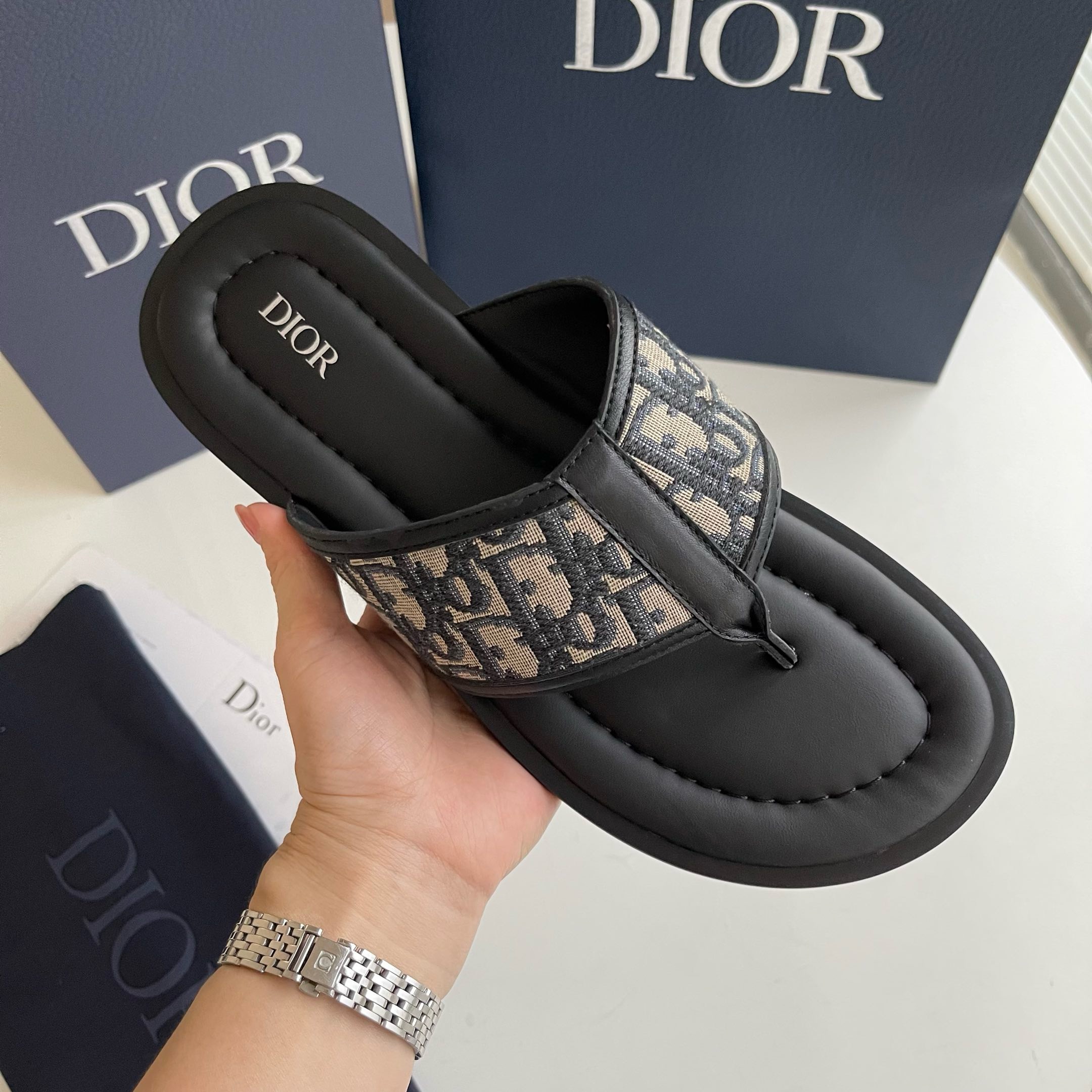 [DIOR] 디올 알리아스 샌들 남성용