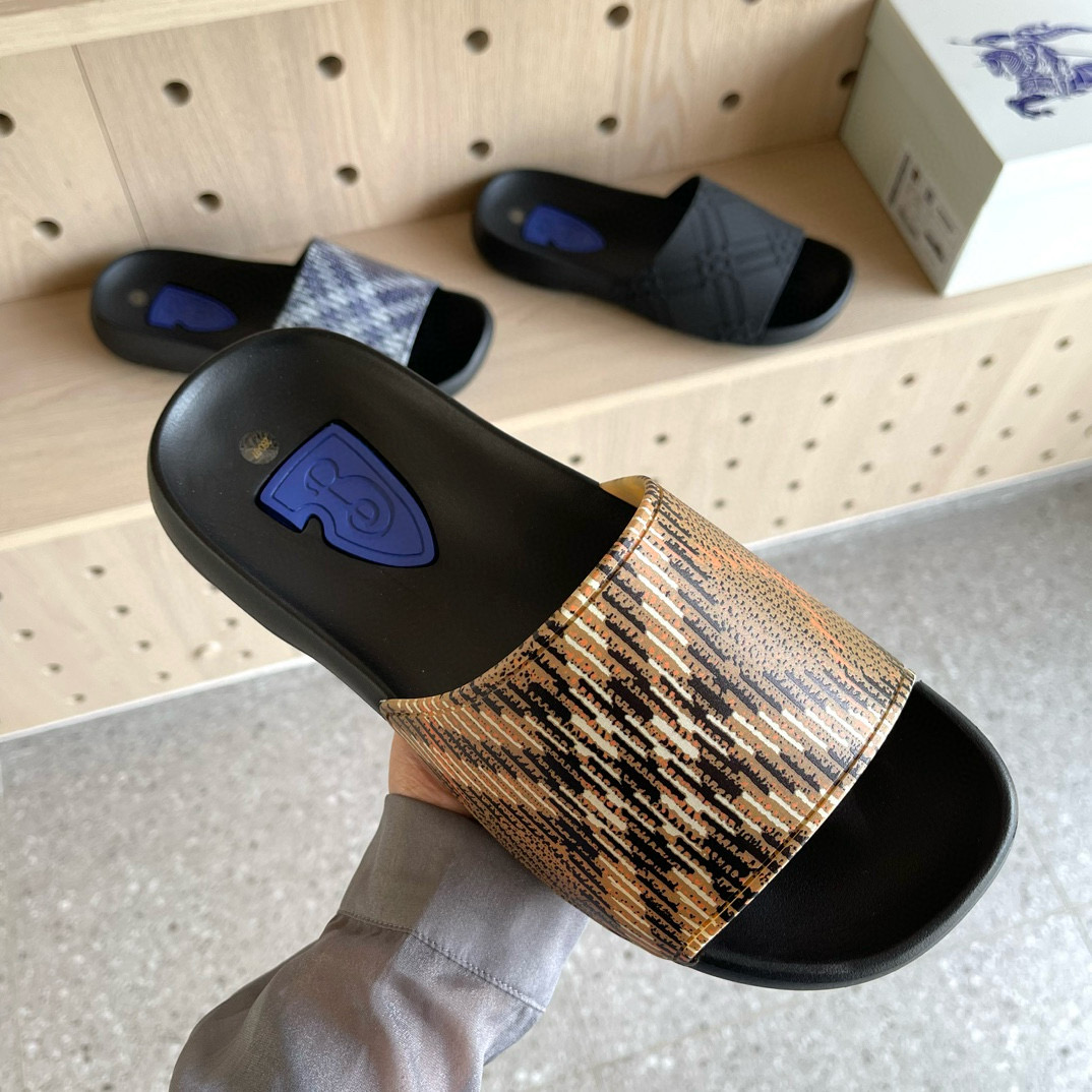 [BURBERRY] 버버리 다이브 체크 샌들 남성용