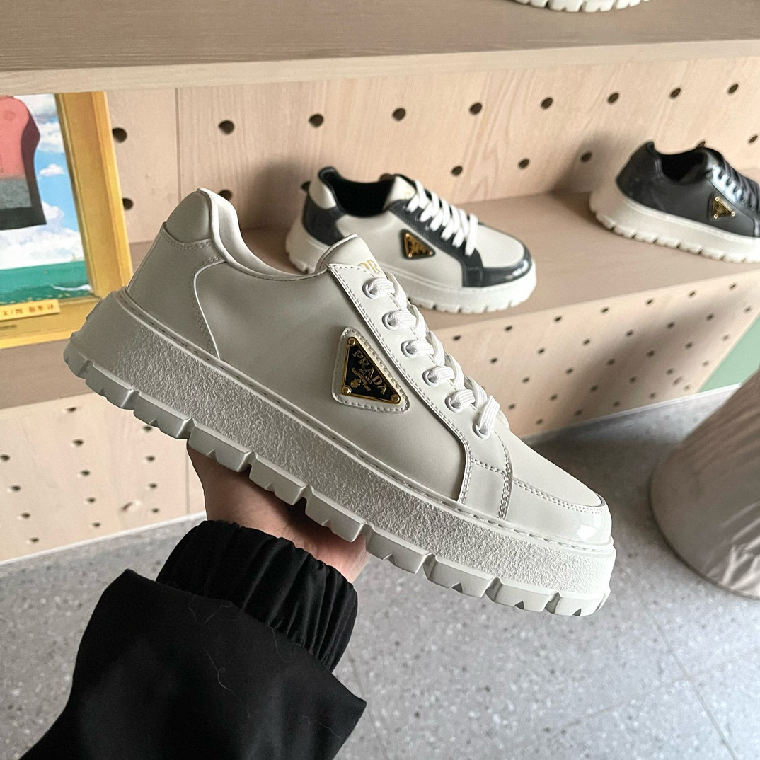 [PRADA] 프라다 스니커즈 남성용